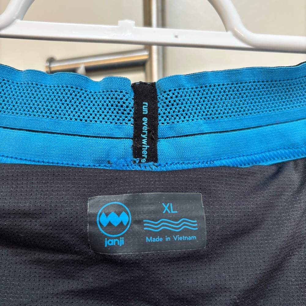 Janji Womens Running Shorts AFO Size XL Athletic Colors Pattern Fitness Training - Picture 2 of 13